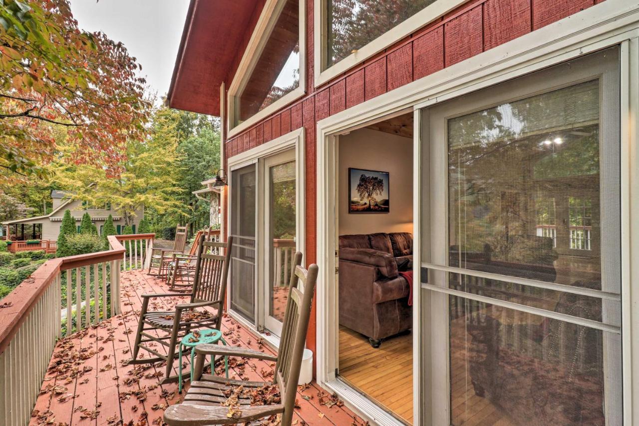 Rustic Red Cabin With Deck In Maggie Valley Club! ภายนอก รูปภาพ